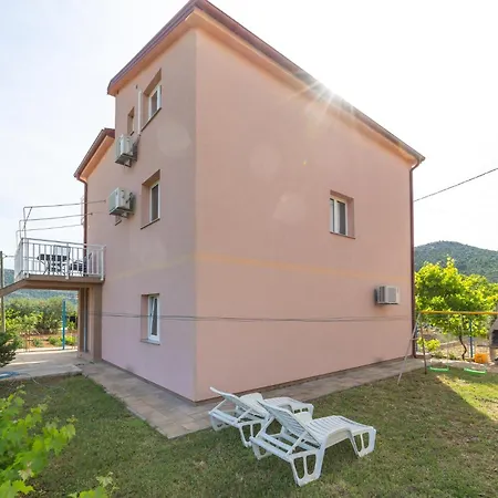 3 Bedroom Stunning In Poljica (Trogir)